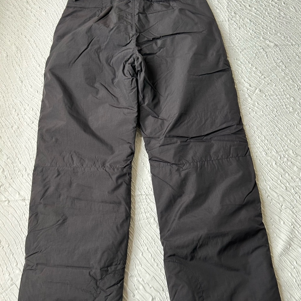 NWT - Women White Sierra black insulated Pants